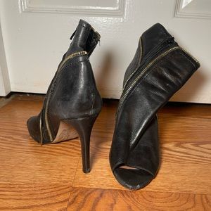 Vince camuto booties
